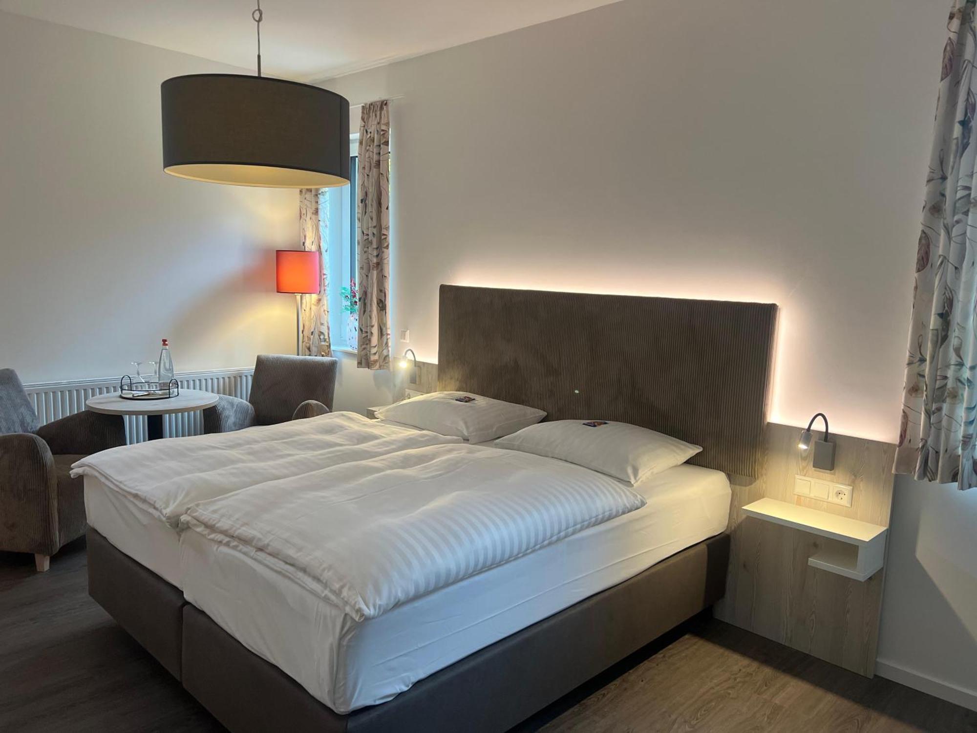 Hotel Zur Post Neubruchhausen Ngoại thất bức ảnh