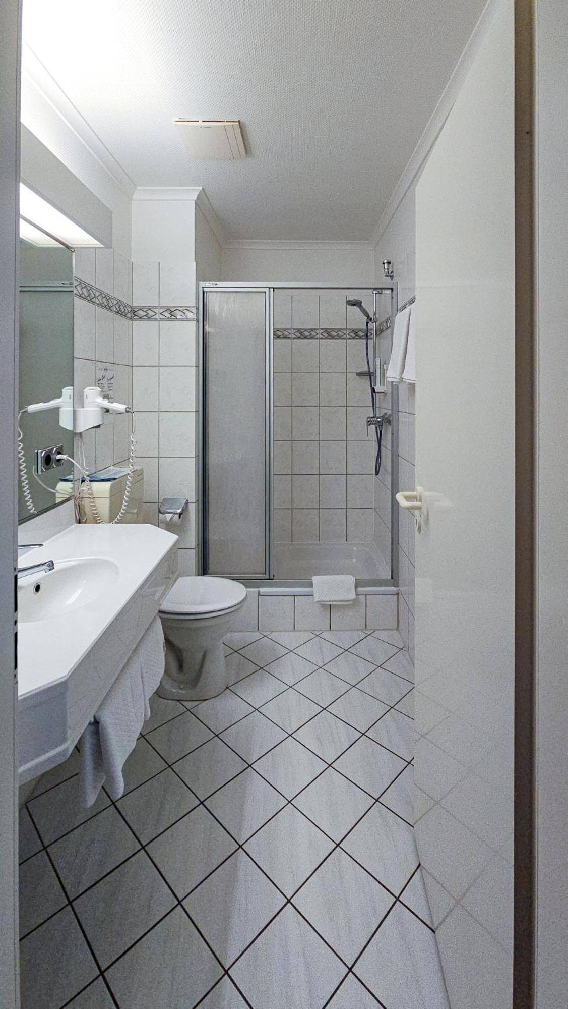 Hotel Zur Post Neubruchhausen Ngoại thất bức ảnh