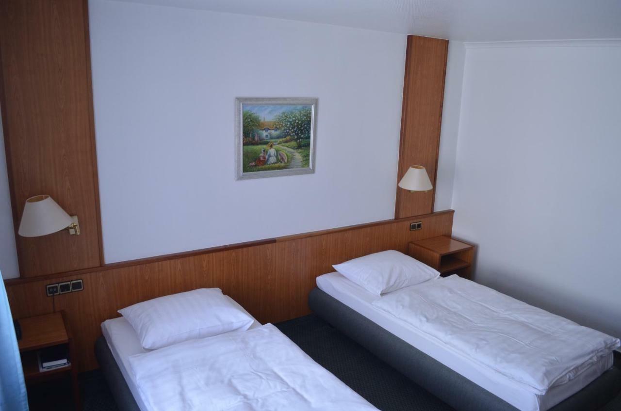 Hotel Zur Post Neubruchhausen Ngoại thất bức ảnh